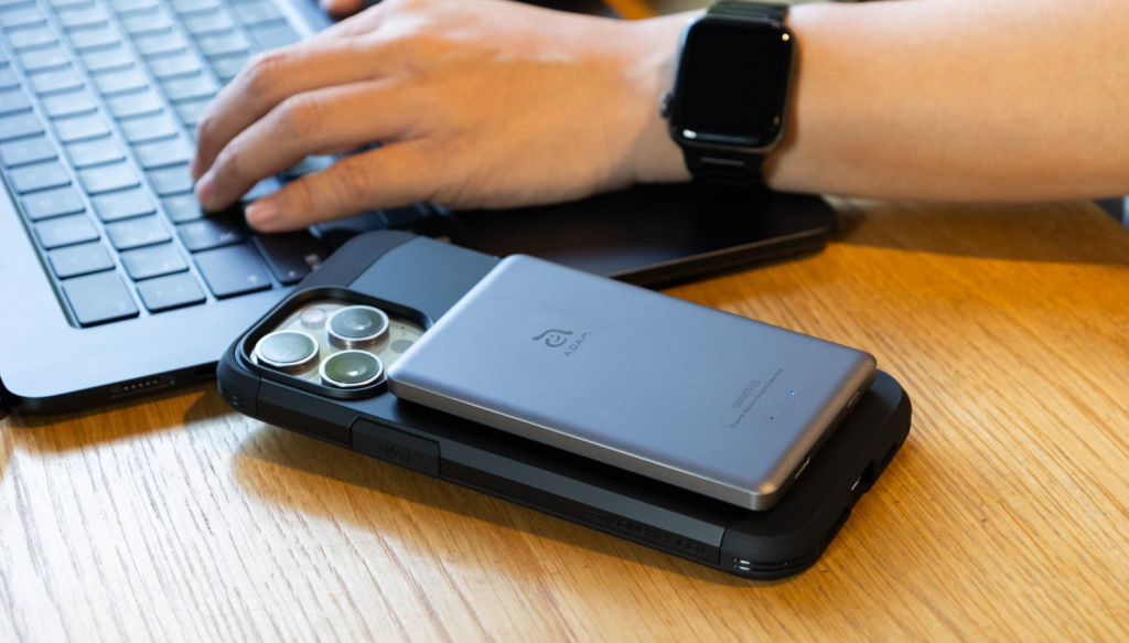 苹果警告：iPhone充电别压枕头和毯子下避免身体受伤