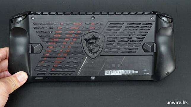 MSI Claw 外形 手感 效能 打机体验 散热 屏幕 5 大优点 + 缺点开箱评测