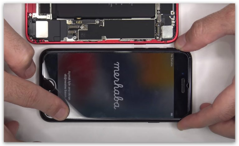 拆解iPhone SE 3：与iPhone SE 2 几乎没有差别，但电池更大