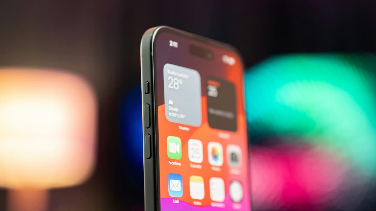 iPhone 16 屏幕超窄面板正式投产，三家OLED 供应商曝光