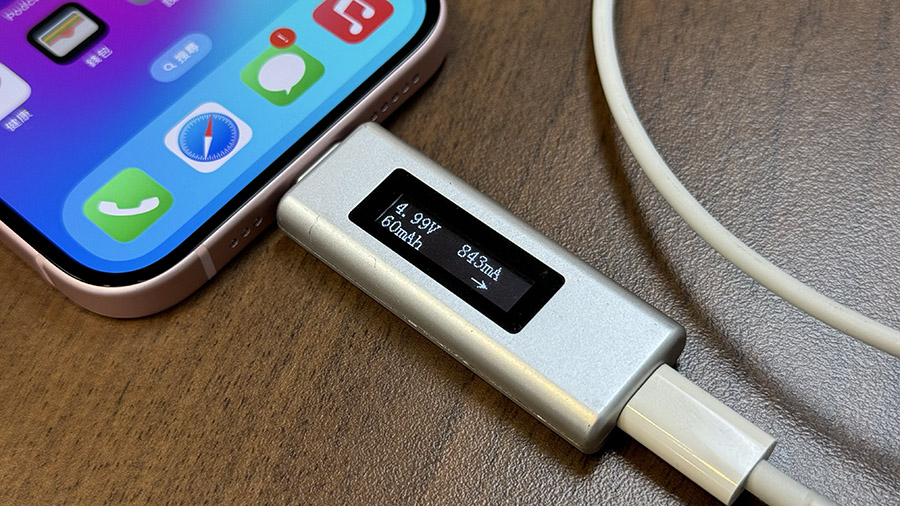 iPhone 15 开箱评测：兼顾娱乐性与实用性的一款 iPhone