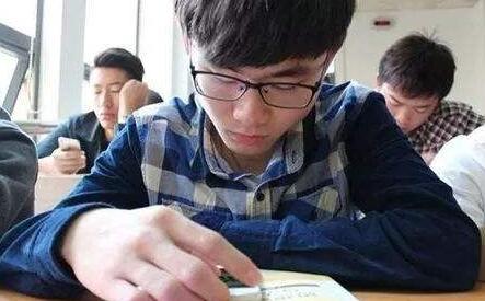 适合学生赚钱的软件：学生一天赚50的软件有哪些