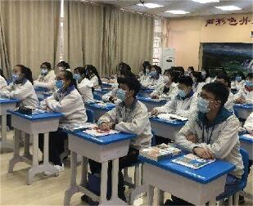 大学生在校期间怎么赚钱（适合学生操作的赚钱软件） 第1张