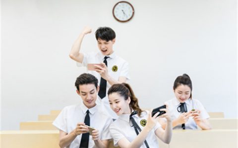 适合学生玩的能赚钱的游戏（100%提现的无门槛的学生赚钱游戏软件）